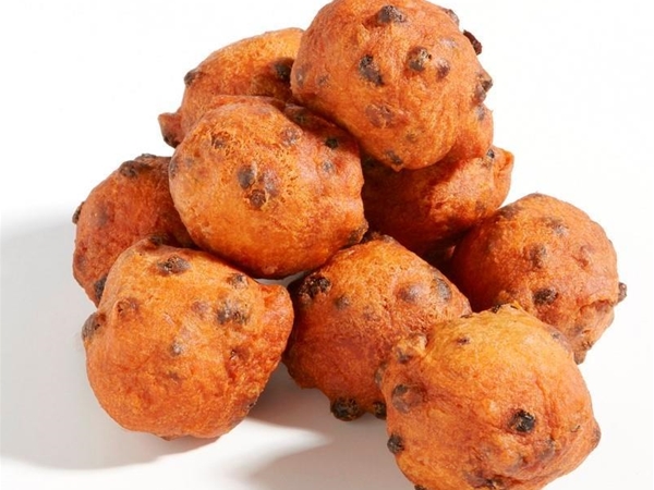 Oliebollen MET ROZIJNEN